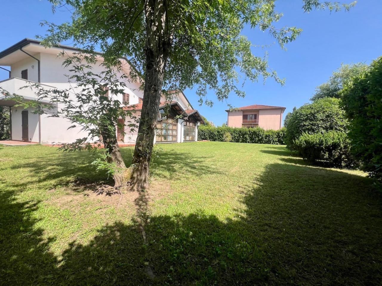 Villino Cocca Villa Marina di Massa Exterior photo